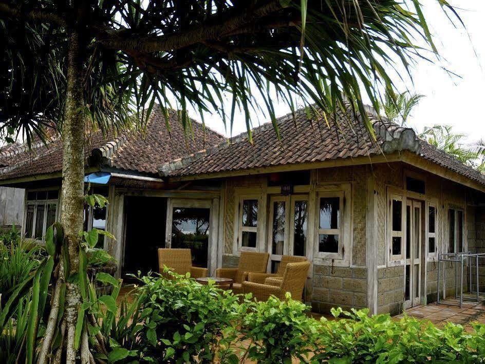 Pondok Pitaya Balian Hotel Selemadeg  Eksteriør billede